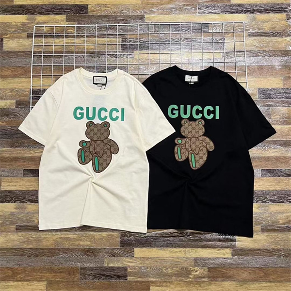 ふわっと柔らかい着心地★GUCCI スーパーコピー Ｔシャツ グリーン 熊 くま 刺繍ロゴ プリント 男女兼用 丸首 モノグラム