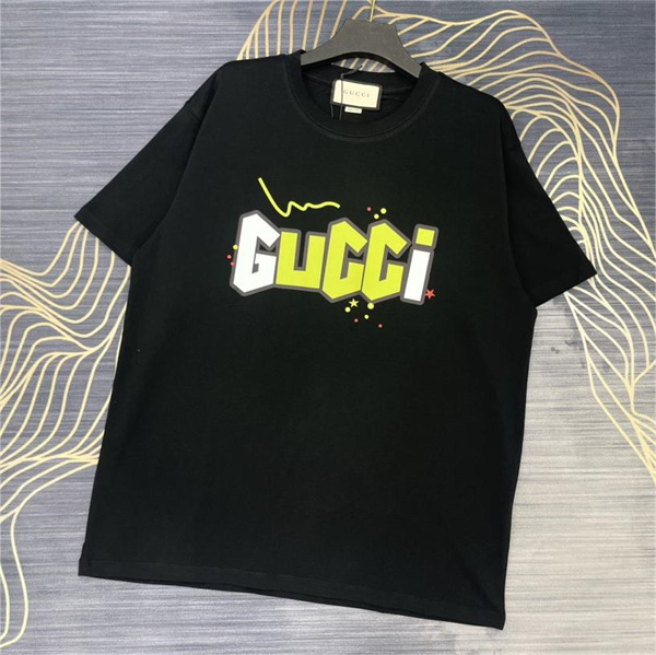 通気性と速乾性が優れ★GUCCI 偽物 Ｔシャツ ロゴプリント ネオングリーン コットン 柔らかく生地