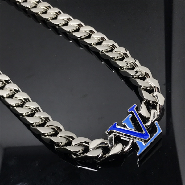 おすすめのアイテム★ルイヴィトン コピー チェーン ネックレス LOUIS VUITTON 定番ロゴ 圧倒的に長持ち