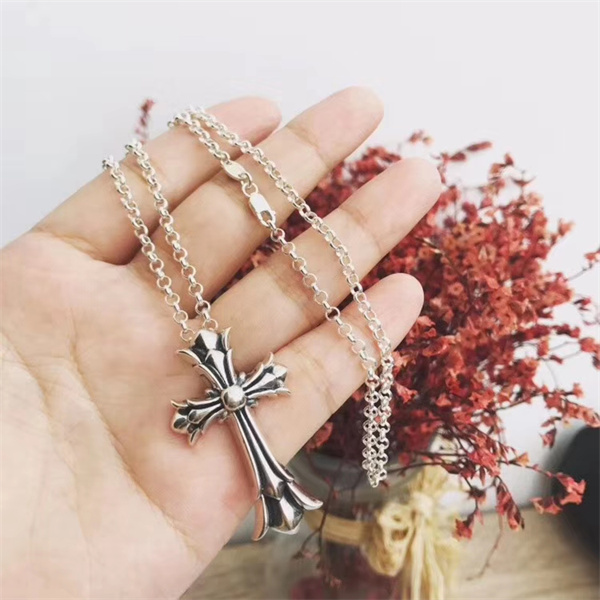 人気賞を受賞しました CHROME HEARTS コピー ネックレス ダブル クロス クロムハーツ チェーン リング 