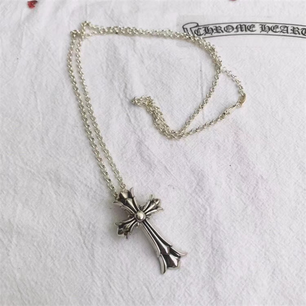 人気賞を受賞しました CHROME HEARTS コピー ネックレス ダブル クロス クロムハーツ チェーン リング 