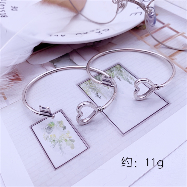 ♥とびきりの逸品♥ Tiffany & Co. スーパー コピー ブレスレット バングル ハート 925シルバー ティファニー