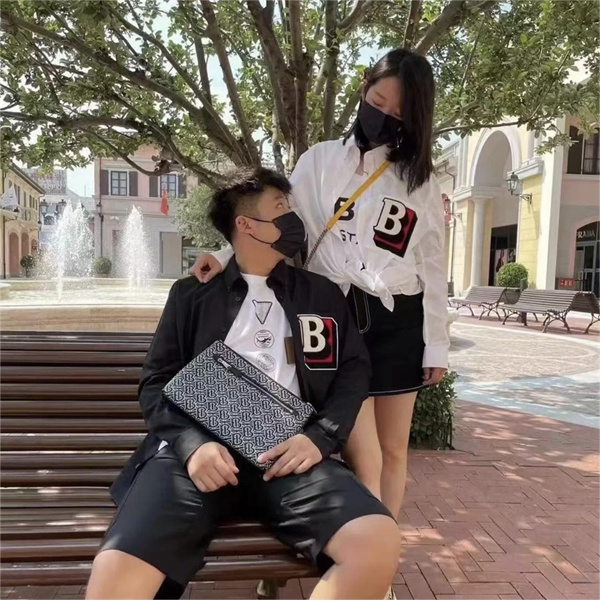 間違いなく人気が集中する BURBERRY 偽物 シャツ タオル刺繍 バーバリー 立体ｂロゴ オーバーサイズ 男女兼用