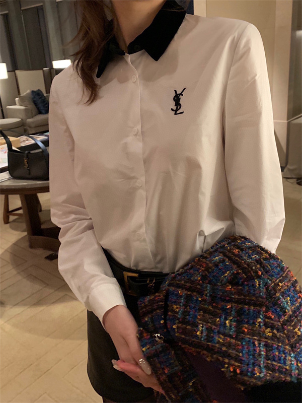 春先のトレンド Saint Laurent スーパーコピー シャツ レディース イヴ・サンローラン ミニマル エレガント風