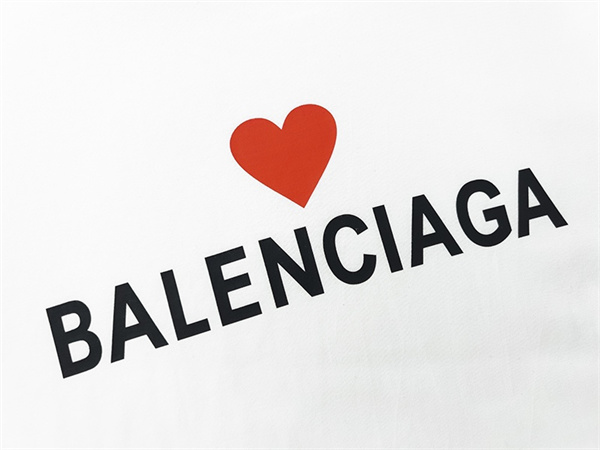 オーバーサイズ BALENCIAGA スーパーコピー Tシャツ バレンシアガ ハート♥ ロゴ プリント 定番デザイン