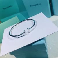 存在感を適度に放つ★ ティファニー 偽物 ブレスレット Tiffany & Co. 925シルバー シンプル バングル T