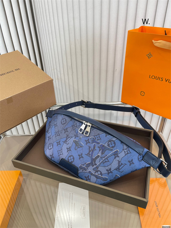 流行色おすすめ LOUIS VUITTON コピー ウェストバッグ ルイヴィトン モノグラム ディスカバリー・バムバッグ PM