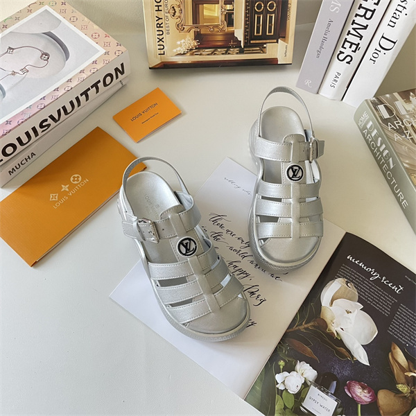  LOUIS VUITTON ルイヴィトン コピー サンダル  牛革 羊革