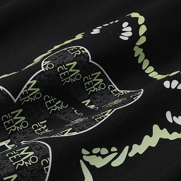 MONCLER コピー Ｔシャツ 熊 縫いぐるみ モンクレール ロゴ プリント