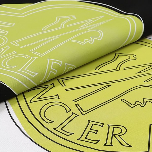 限定販売作 MONCLER 偽物 Ｔシャツ 綿生地 モンクレール プリント ロゴ カジュアル