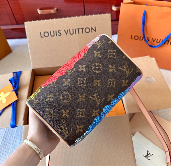 【M46469】ルイヴィトン 偽物 ハンドバッグ speedy Bandoulière 20 LOUIS VUITTONｘ草間彌生