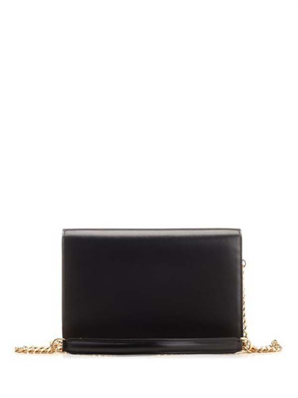 CELINE 偽物 ショルダーバッグ WALLET ON CHAIN TRIOMPHE セリーヌ 10L033DPV カーフスキン