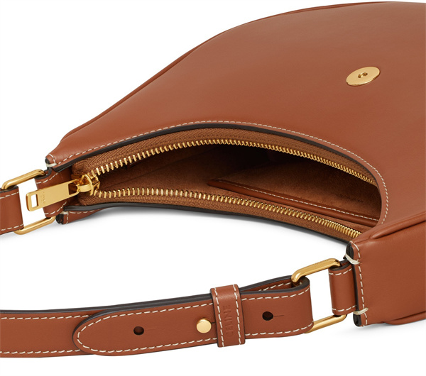 CELINE コピー トートバッグ Ava Triomphe カーフスキン トリオンフ セリーヌ