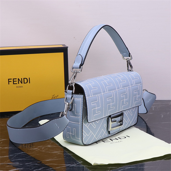 フェンディ スーパー コピー ハンドバッグ Baguette ショルダーベルト ffロゴ 刺繡 FENDI