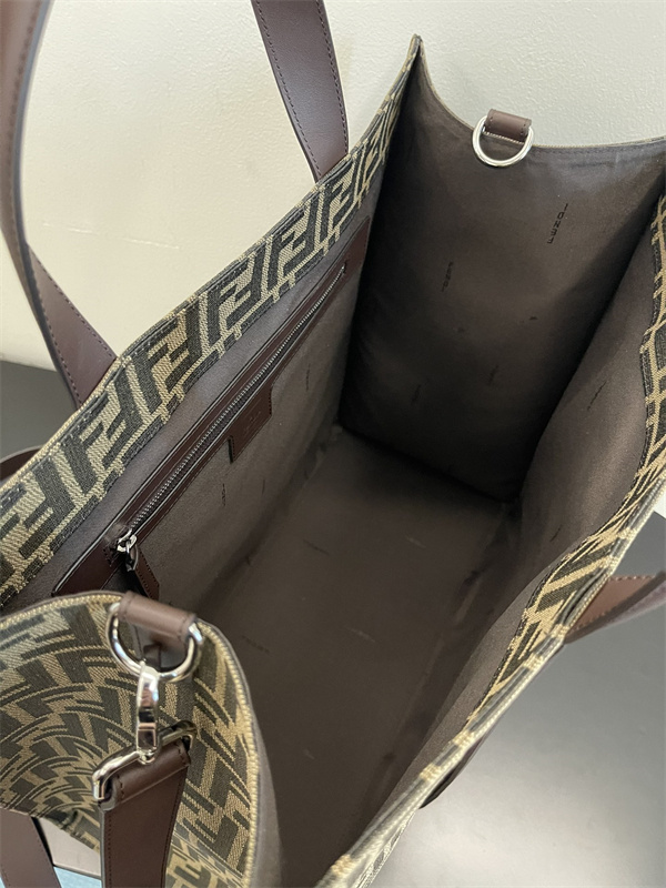 フェンディ スーパー コピー ハンドバッグ FENDI ffロゴ モノグラム柄 取り外しショルダーベルト ハンドル