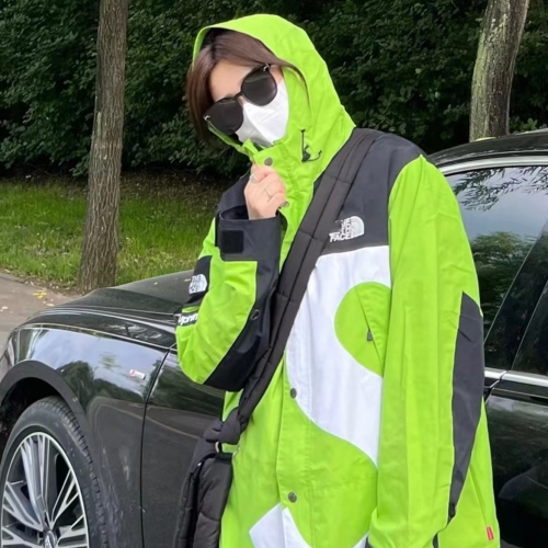 Supreme The North Face S Logo jacket 着回し抜群シュプリーム偽物 お洒落コーデ苦手方必見!