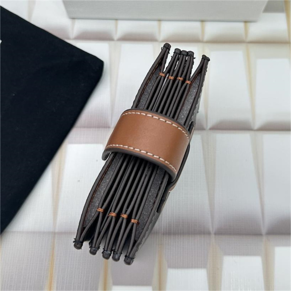 セリーヌ コピー カードケース ACCORDEON 収納 子牛革 モノグラム CELINE