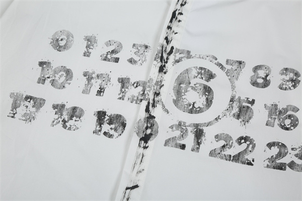 メゾン マルジェラ コピー シャツ 落書き ロゴ 定番  Maison Margiela プリント レトロ