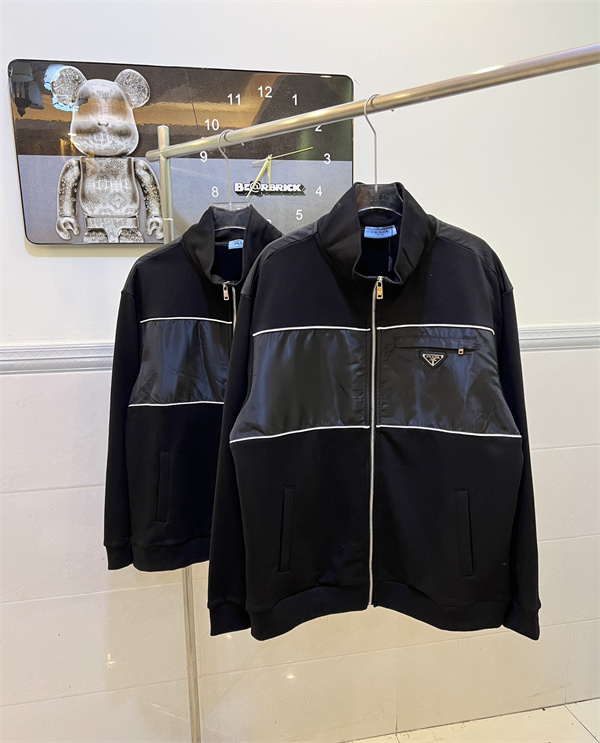 今季秋冬トレンドスタイルご紹介 プラダ コピー ジャケット 純綿生地 柔らかい Prada