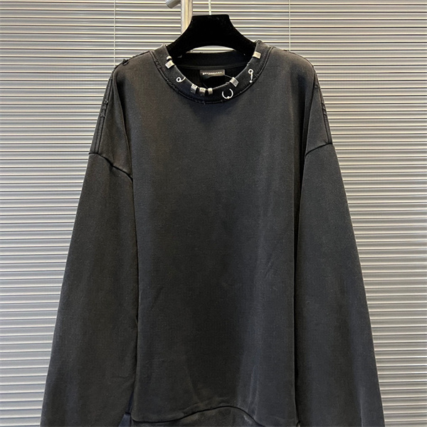 今季らしい着こなし存在感 バレンシアガ コピー 長袖Ｔシャツ 純綿生地 男女同型 BALENCIAGA
