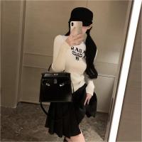 PRADA プラダ スーパーコピー 上下セット ジャカード ニット 長袖 ＆ ミニスカート 定番ロゴ