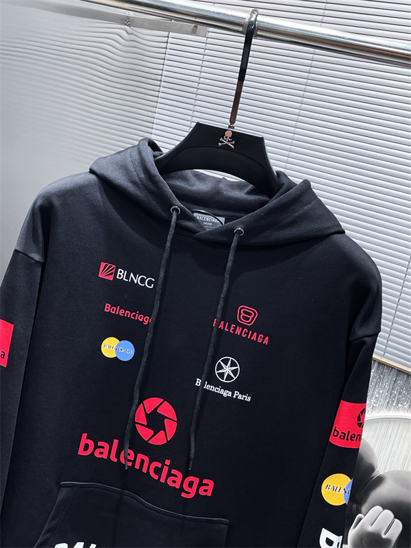 バレンシアガ スーパーコピー パーカー ブランド ロゴ プリント 綿 柔らかい手触り BALENCIAGA