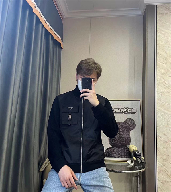 PRADA スーパーコピー ジャケット ナイロン ニット 立て襟 ユニセックス プラダ