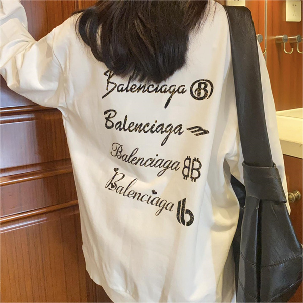 ファッション BALENCIAGA コピー トレーナー ロゴ プリント 水洗い処理 プリント ロゴ 男女兼用 バレンシアガ