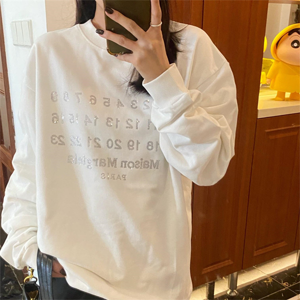 良い抜け感を演出 メゾン マルジェラ コピー 長袖Ｔシャツ Maison Margiela ラインストーン MM6 綿 