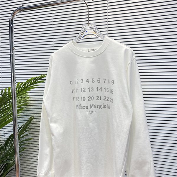 良い抜け感を演出 メゾン マルジェラ コピー 長袖Ｔシャツ Maison Margiela ラインストーン MM6 綿 
