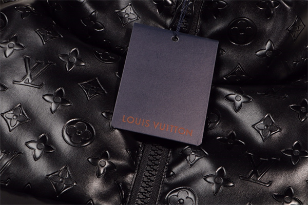 ルイヴィトン コピー ジャケット モノグラム 刻印 ロゴ カジュアル ユニセックス LOUIS VUITTON