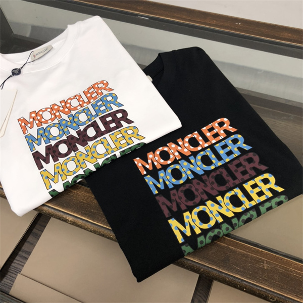 モンクレール 偽物 Ｔシャツ ロゴ プリント カラフル 2色 MONCLER 