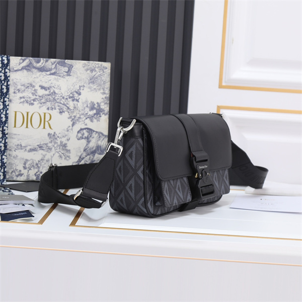 ディオール コピー ショルダーバッグ HIT THE ROAD 菱形 柄 長さ調節可能 ベルト DIOR