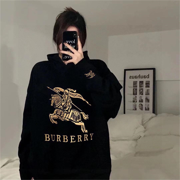 バーバリー コピー パーカー 馬術騎士 裏起毛 刺繡 ロゴ 純綿 オーバーサイズ BURBERRY 