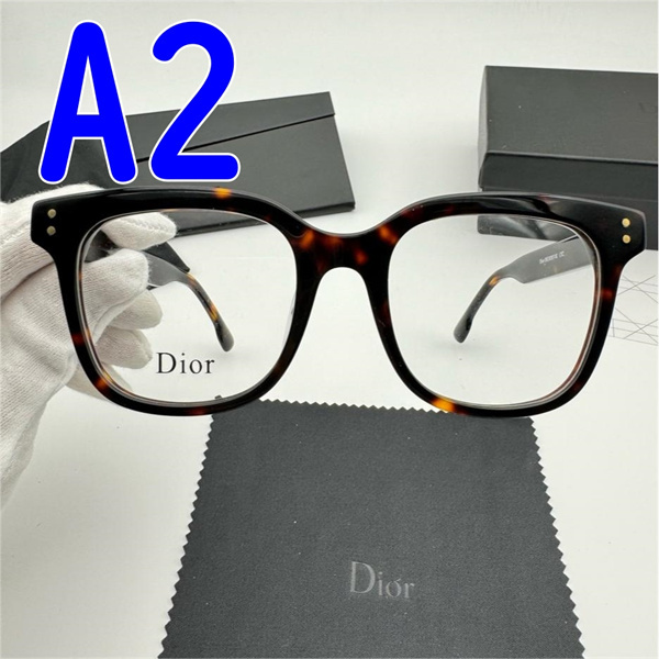 ディオール コピー メガネ ディオール カッコイイ エンボスロゴ DIOR