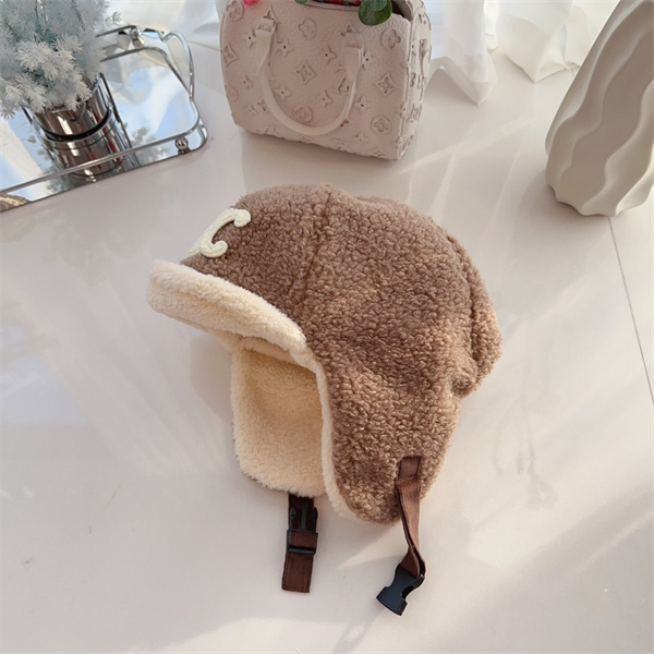 セリーヌ スーパー コピー 帽子 ボア ファー帽子 お出かけ 通勤 通学 CELINE