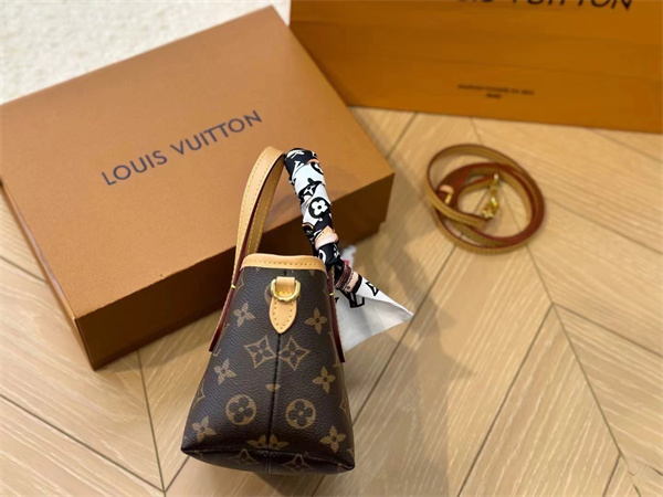 LOUIS VUITTON スーパーコピー ミニバッグ モノグラム柄 可愛い リボン ルイヴィトン