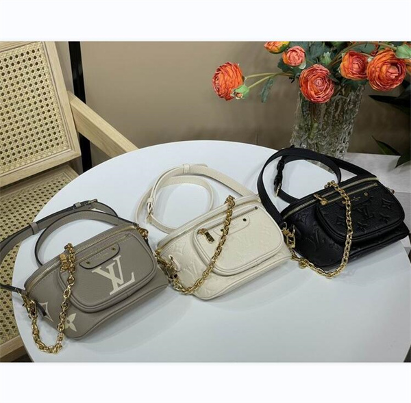 M82335 ルイヴィトン 偽物 バムバック モノグラム LOUIS VUITTON 調節可能なストラップ 