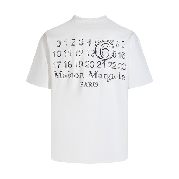 Maison Margiela メゾン マルジェラ コピー Ｔシャツ カレンダー アウトライン ロゴ プリント