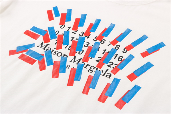 Tommy Cash x メゾン マルジェラ Maison Margiela コピー Ｔシャツ コラボ ロゴ プリント 数字