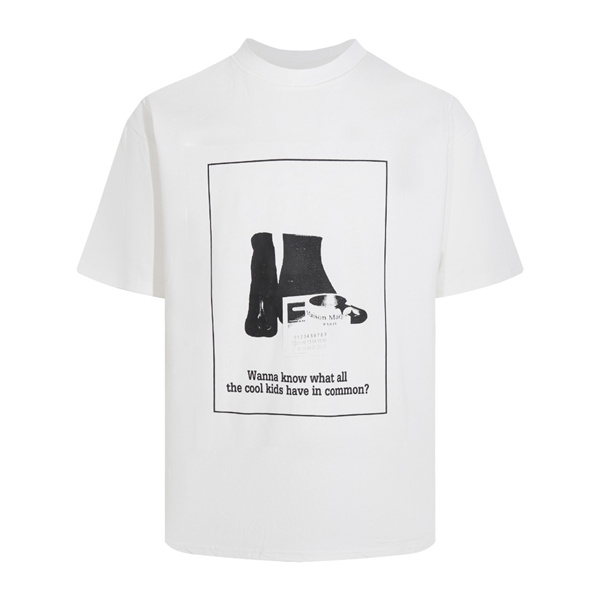 メゾン マルジェラ New vogue x Maison Margiela 偽物 Ｔシャツ コラボ ロゴ プリント