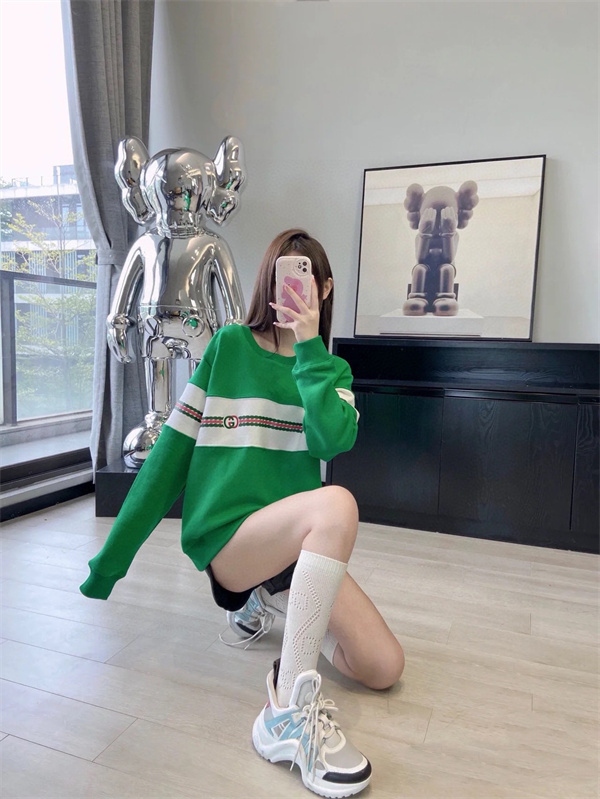 GUCC1 偽物 トレーナー グリーン ロゴ プリント 柄 100%コットン 男女兼用