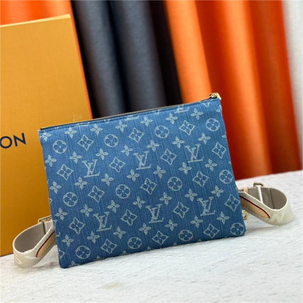 M24564 LOUIS VUITTON スーパーコピー ショルダーバッグ Coussin クッサン PM  デニム ルイヴィトン