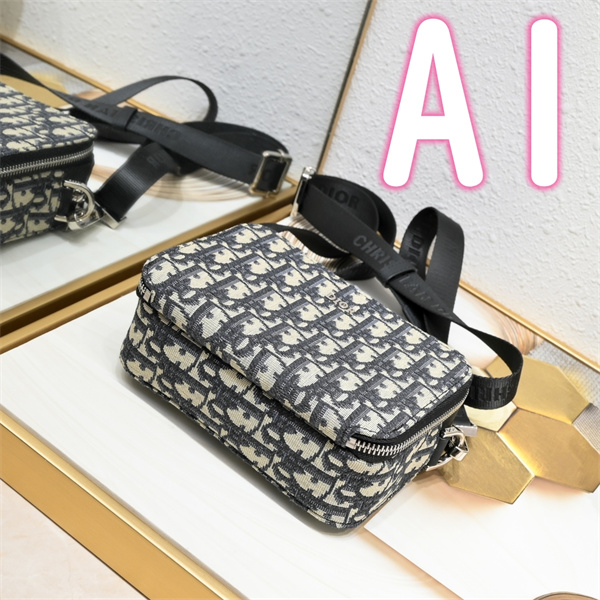 DIOR 偽物 ウェストバッグ ロゴ Oblique ナイロン生地 ジャカード ディオール