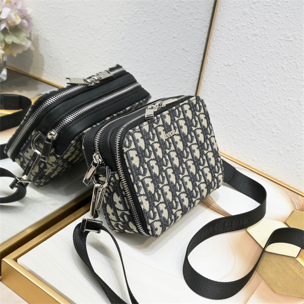 DIOR 偽物 ウェストバッグ ロゴ Oblique ナイロン生地 ジャカード ディオール