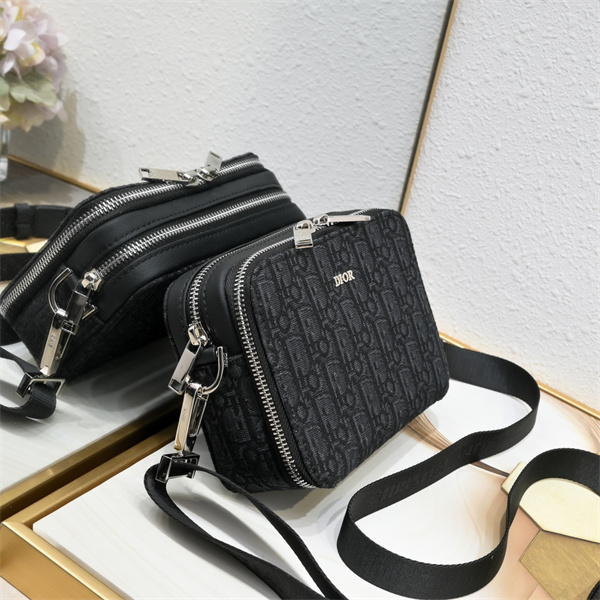 DIOR 偽物 ウェストバッグ ロゴ Oblique ナイロン生地 ジャカード ディオール