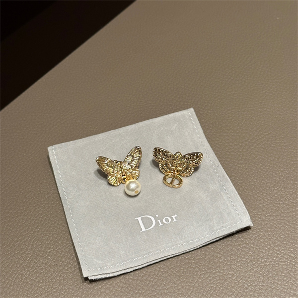 DIOR コピー ピアス Metamorphose シリーズ 蝶のチャーム ディオール