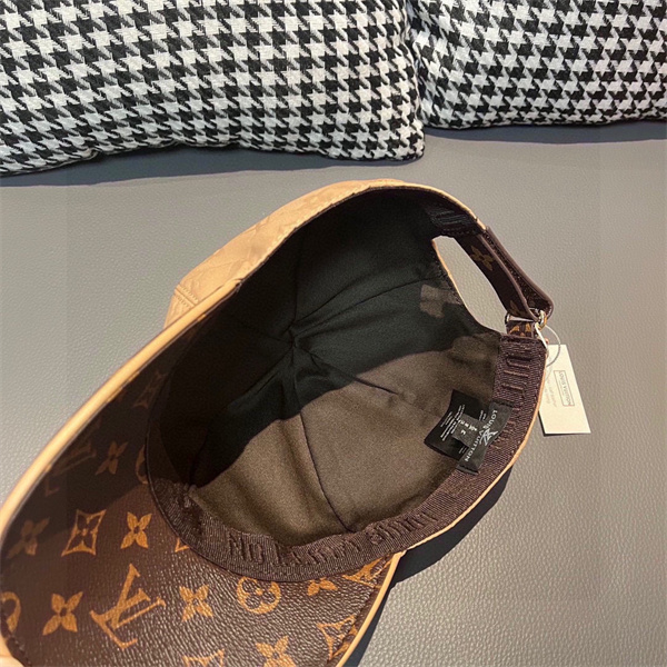 LOUIS VUITTON コピー キャップ モノグラム 柄 ロゴ 刻印 ルイヴィトン 調節可能