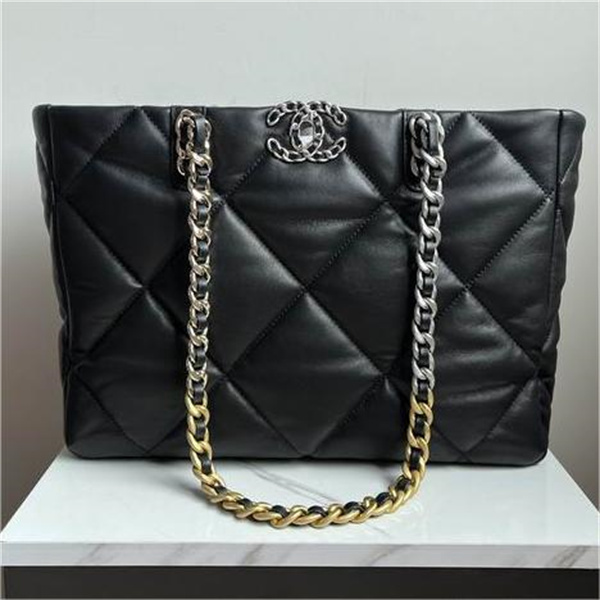  シャネル CHANEL スーパーコピー トートバッグ レザー メタル ロゴ チェーン 