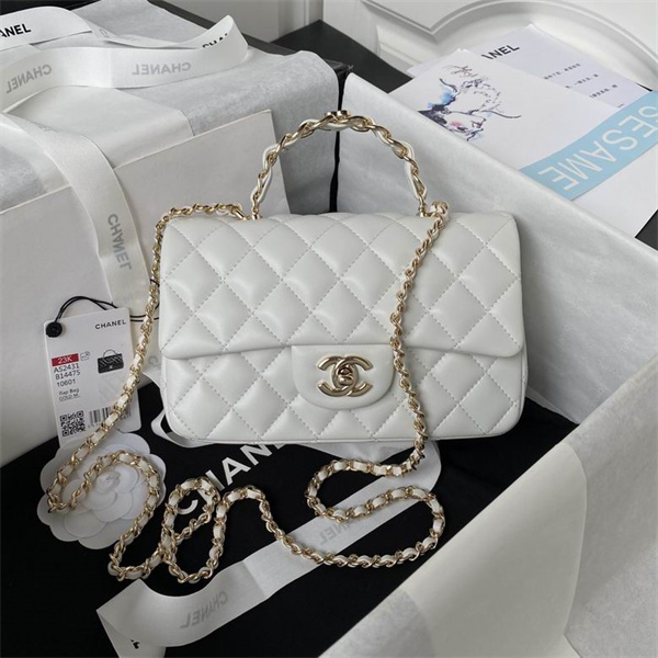 シャネル CHANEL コピー ショルダーバッグ チェーン 華やか 洗練されたスタイル